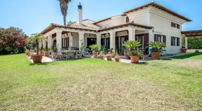 Image No.36-5 Bed Villa for sale
