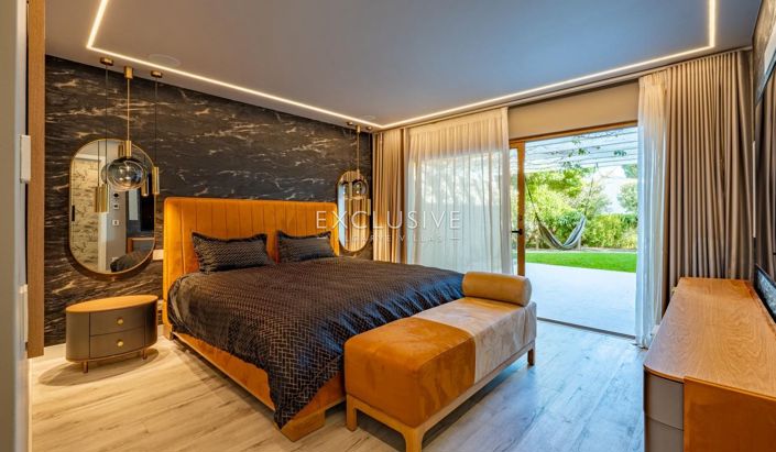Image No.26-4 Bed Villa for sale