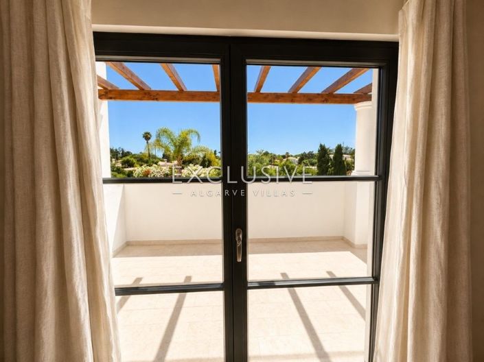 Image No.23-4 Bed Villa for sale