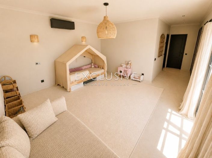 Image No.27-4 Bed Villa for sale