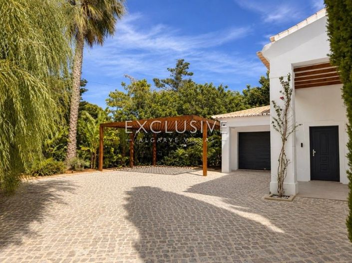 Image No.33-4 Bed Villa for sale