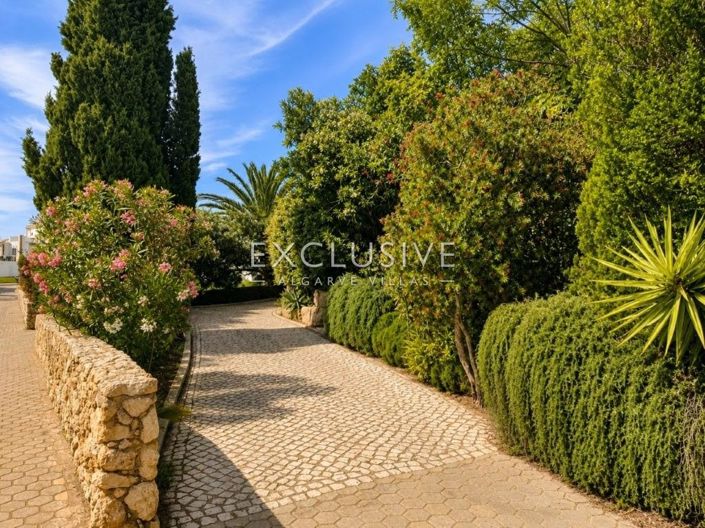 Image No.36-4 Bed Villa for sale