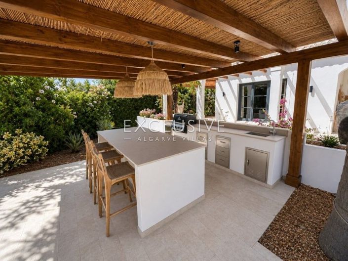 Image No.54-4 Bed Villa for sale