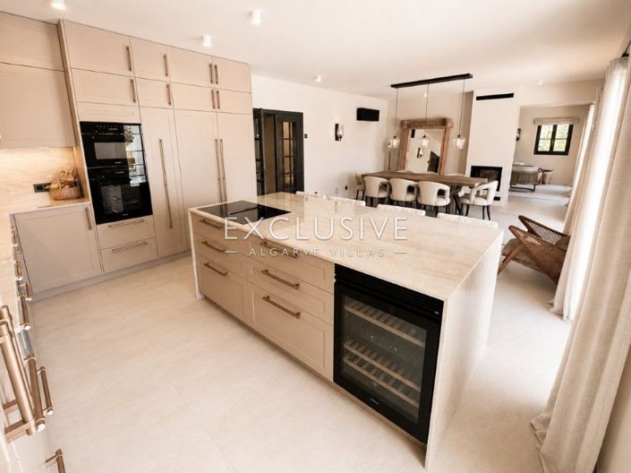 Image No.7-4 Bed Villa for sale