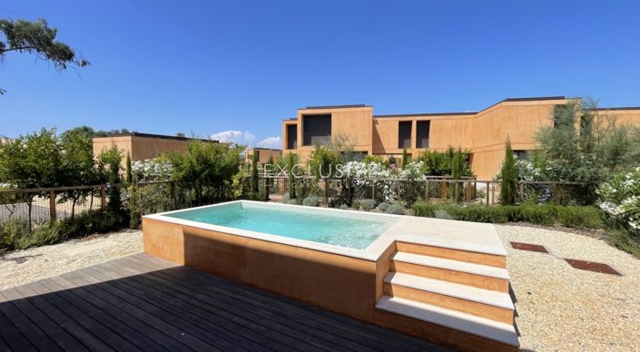 Image No.29-3 Bed Villa for sale
