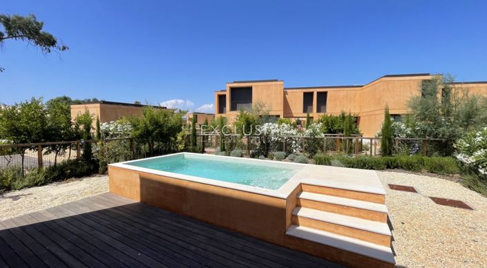 Image No.6-3 Bed Villa for sale