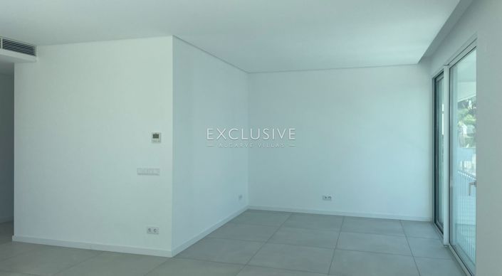 Image No.9-3 Bed Apartment for sale