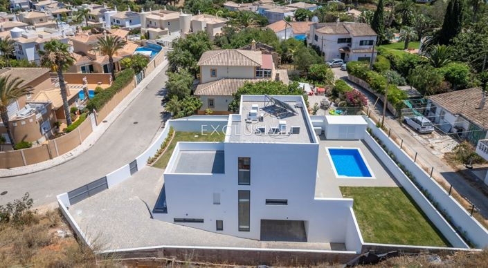 Image No.33-3 Bed Villa for sale