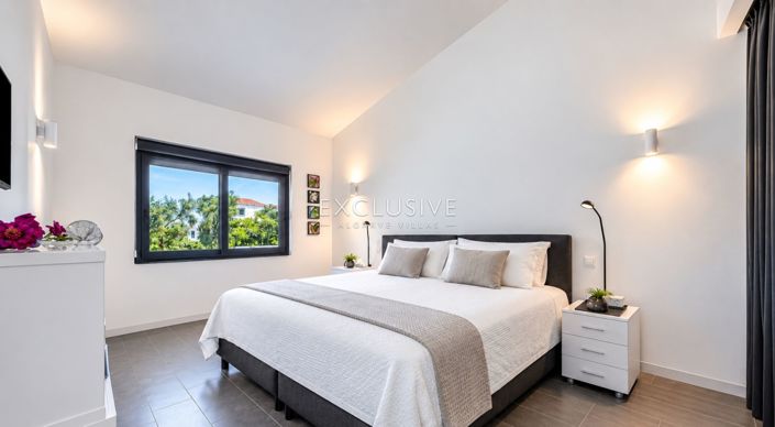 Image No.27-4 Bed Villa for sale