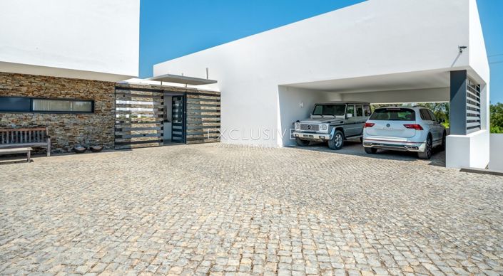 Image No.37-4 Bed Villa for sale
