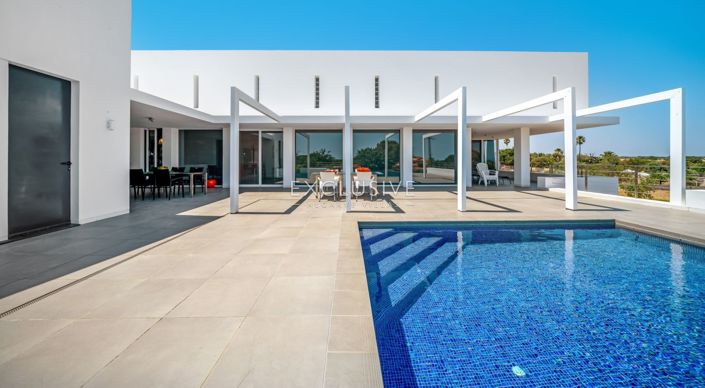 Image No.38-4 Bed Villa for sale