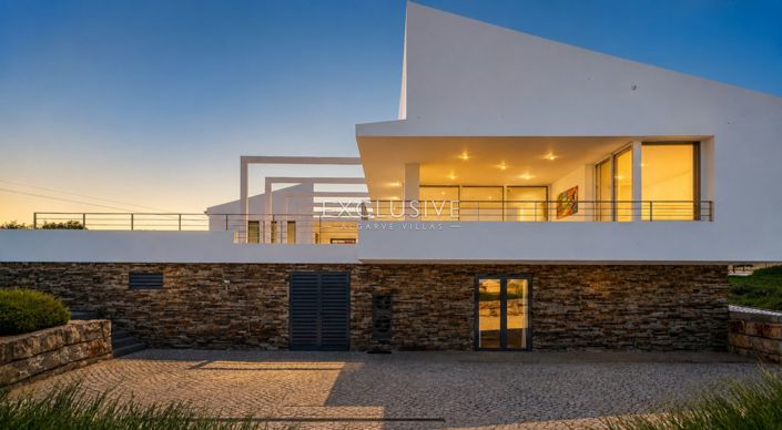 Image No.4-4 Bed Villa for sale