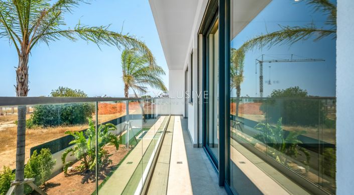 Image No.24-4 Bed Villa for sale