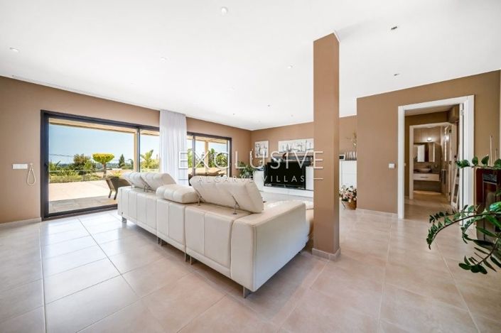 Image No.15-4 Bed Villa for sale