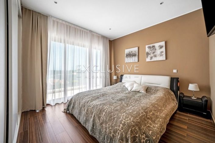 Image No.35-4 Bed Villa for sale