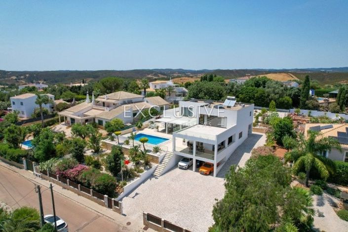Image No.47-4 Bed Villa for sale