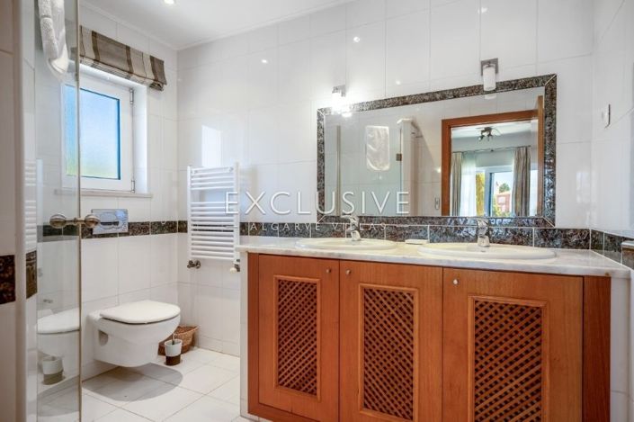Image No.17-4 Bed Villa for sale