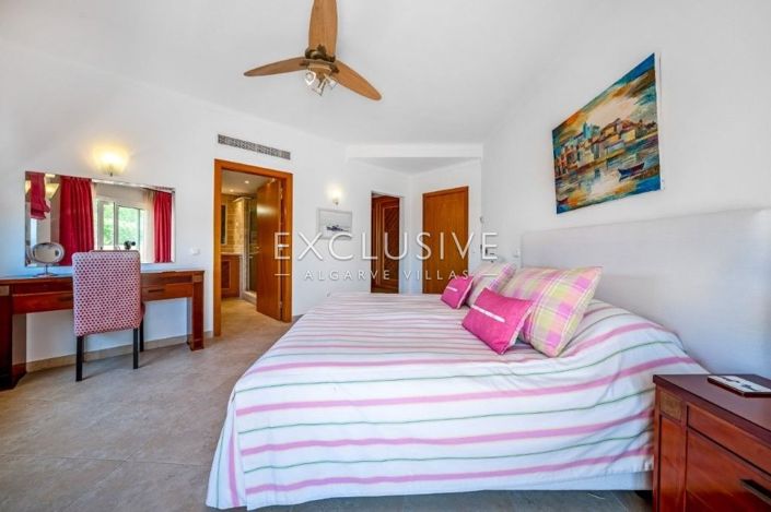 Image No.33-4 Bed Villa for sale