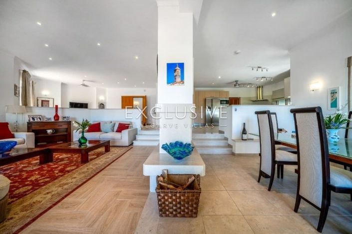 Image No.9-4 Bed Villa for sale