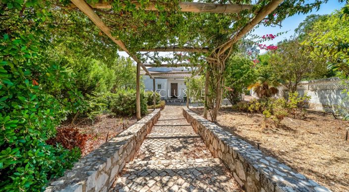 Image No.3-Villa de 3 chambres à vendre à Lagos