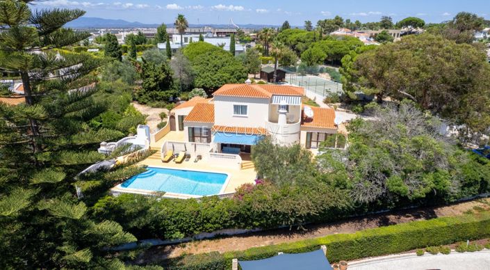 Image No.3-Villa de 4 chambres à vendre à Lagoa