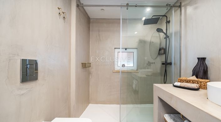 Image No.19-1 Bed Townhouse for sale