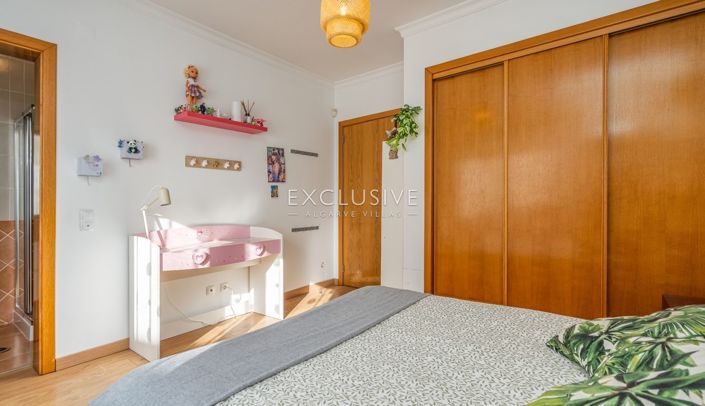 Image No.21-3 Bed Villa for sale