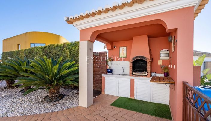 Image No.40-3 Bed Villa for sale