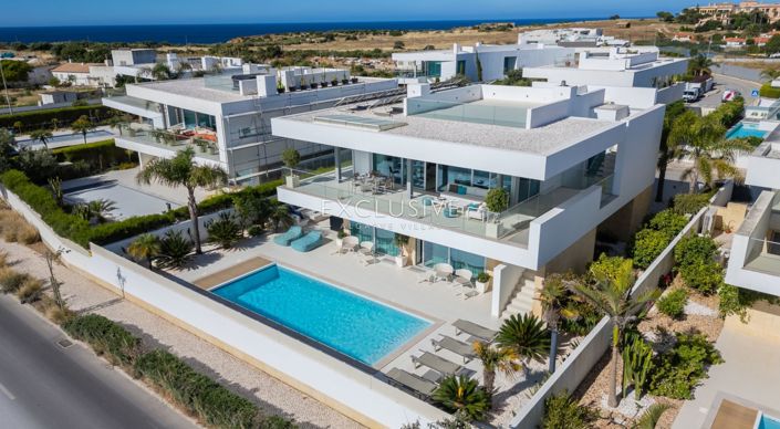 Image No.28-3 Bed Villa for sale