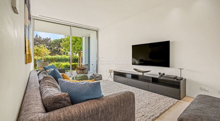 Image No.12-6 Bed Villa for sale
