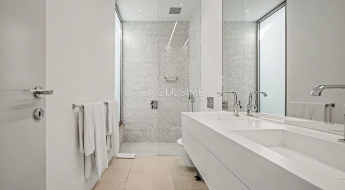 Image No.26-6 Bed Villa for sale