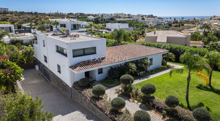 Image No.24-4 Bed Villa for sale
