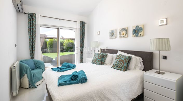 Image No.15-5 Bed Villa for sale