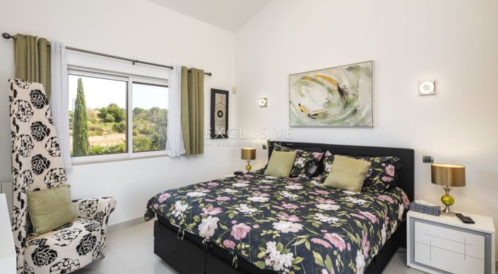 Image No.17-5 Bed Villa for sale