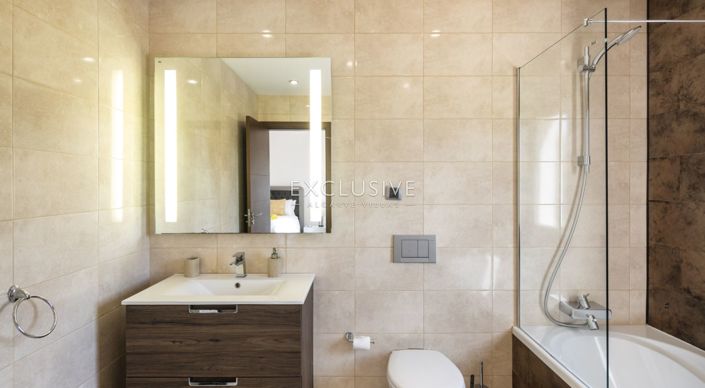 Image No.23-5 Bed Villa for sale