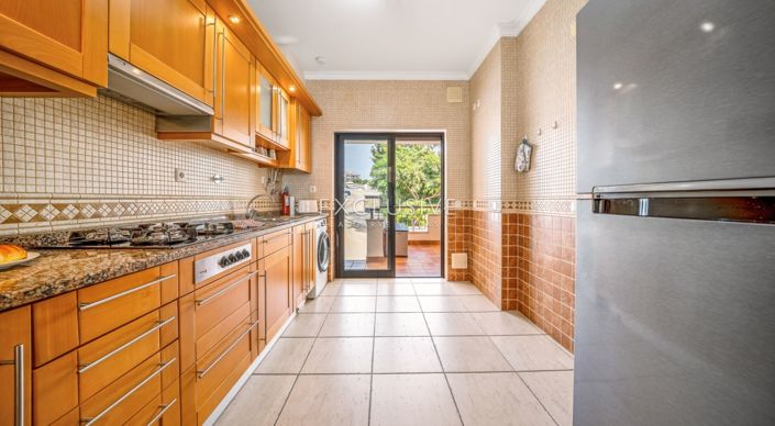 Image No.12-2 Bed Apartment for sale