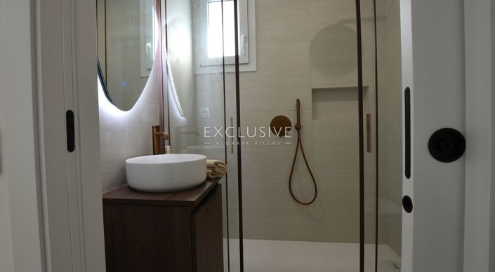 Image No.11-3 Bed Villa for sale