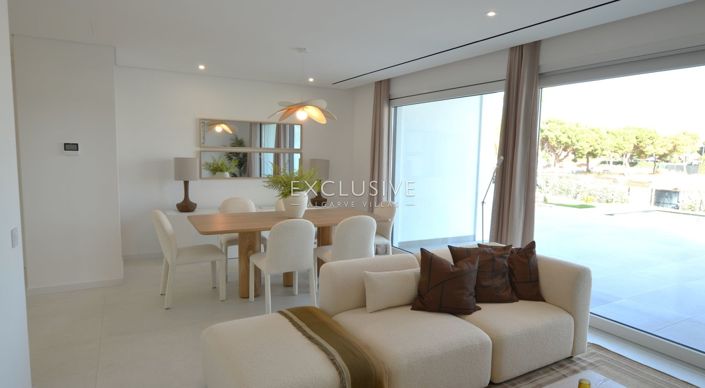 Image No.5-3 Bed Villa for sale