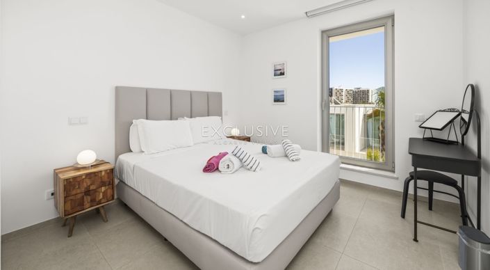 Image No.10-3 Bed Villa for sale