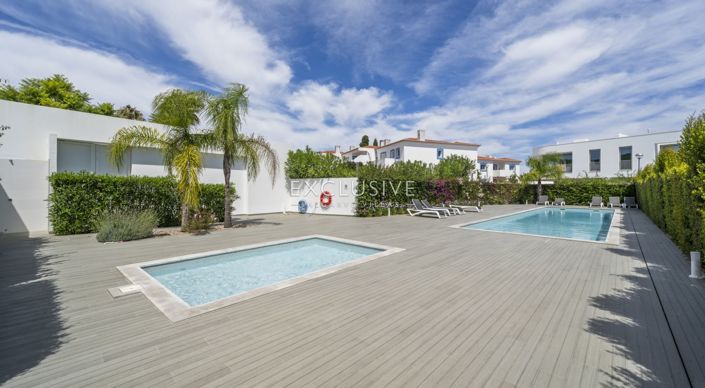 Image No.2-3 Bed Villa for sale