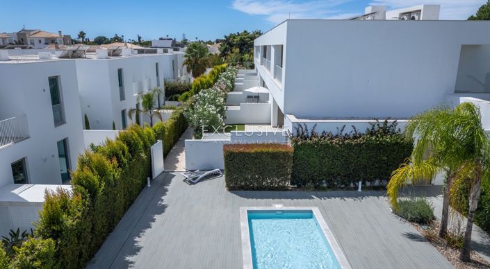 Image No.20-3 Bed Villa for sale