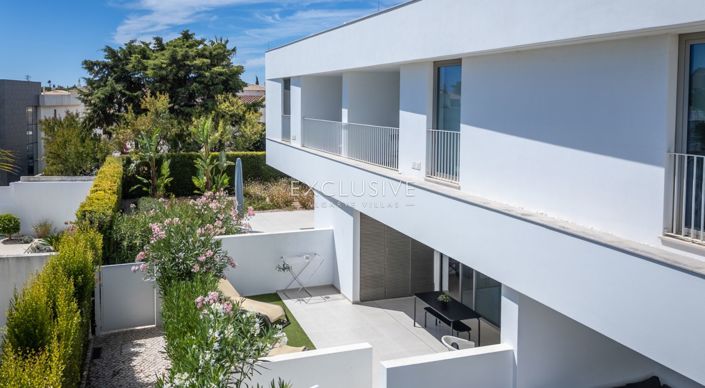 Image No.27-3 Bed Villa for sale