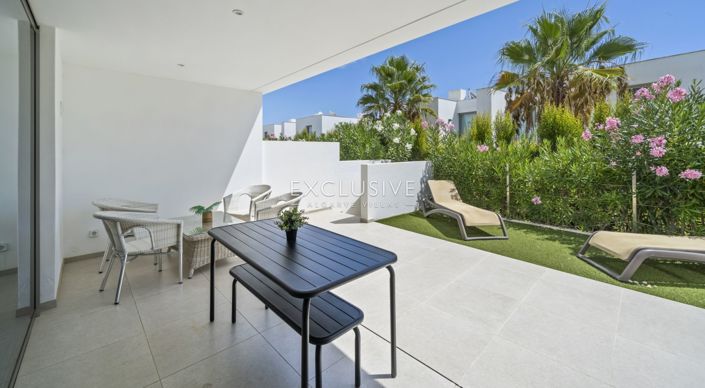 Image No.3-3 Bed Villa for sale