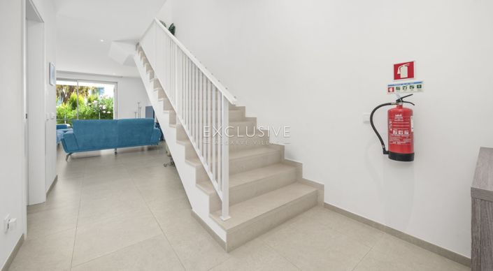 Image No.8-3 Bed Villa for sale