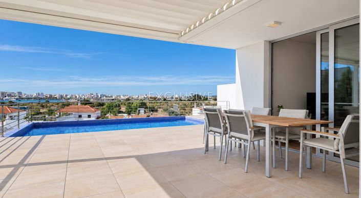 Image No.6-3 Bed Villa for sale
