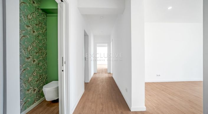 Image No.14-3 Bed Apartment for sale