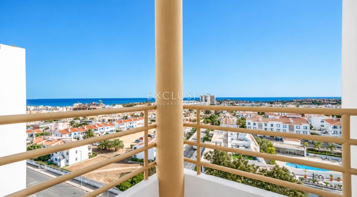 Image No.26-3 Bed Apartment for sale