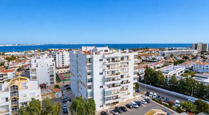 Image No.29-3 Bed Apartment for sale