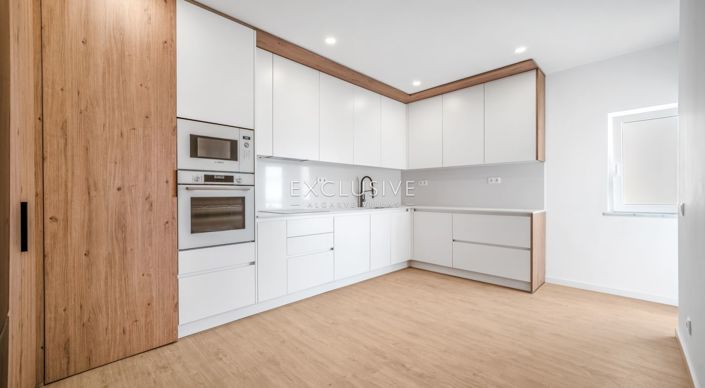 Image No.8-3 Bed Apartment for sale