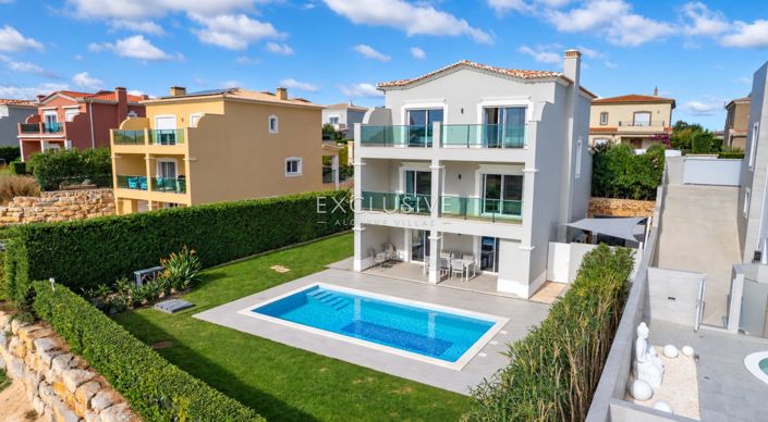 Image No.25-4 Bed Villa for sale